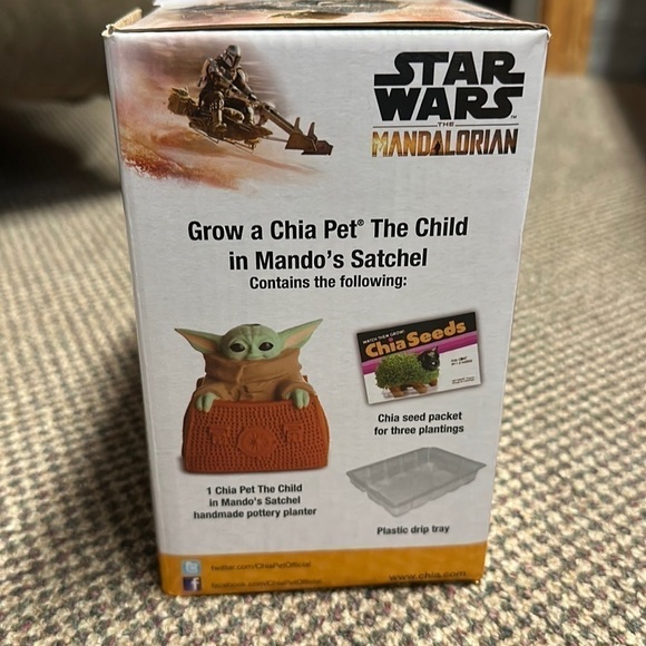 Star Wars the child Chia Pet with Seed Pack, Decorative Pottery Planter … - Picture 2 of 3